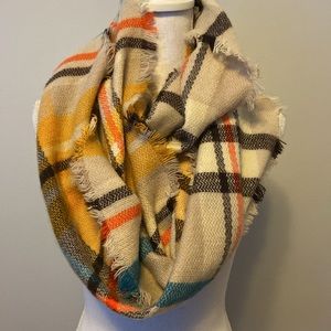 Blanket infinity scarf